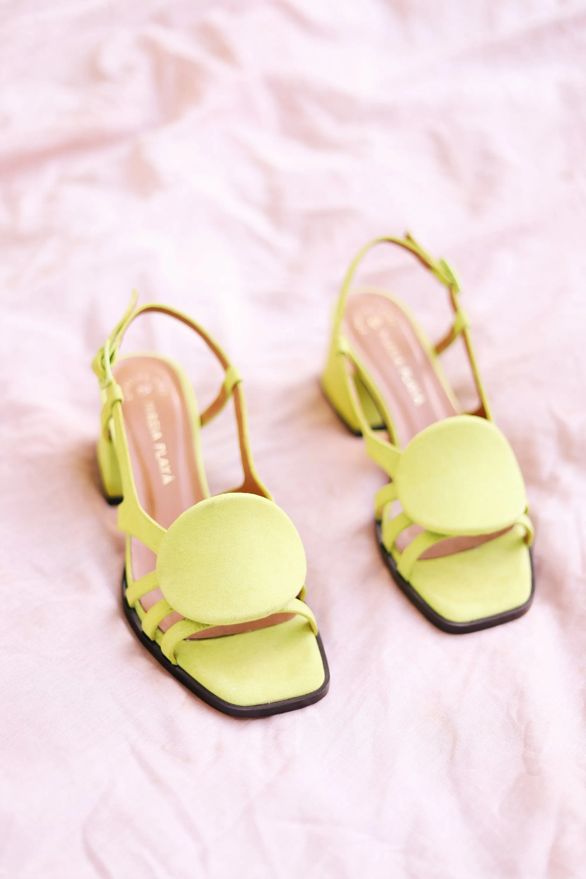 hiedra green suede
