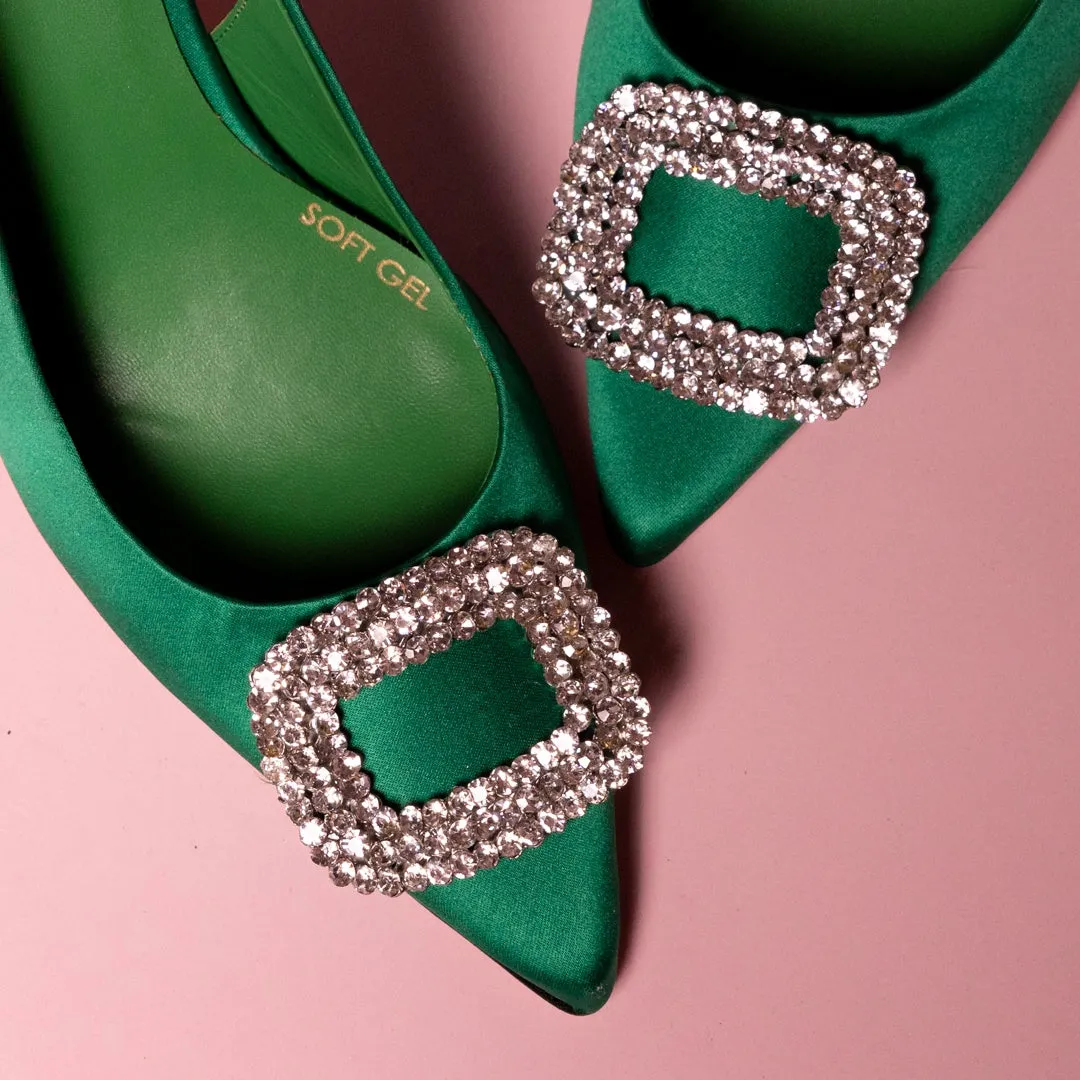 Optimized title: Marian 3702 - Stylish and Durable E-Commerce Product