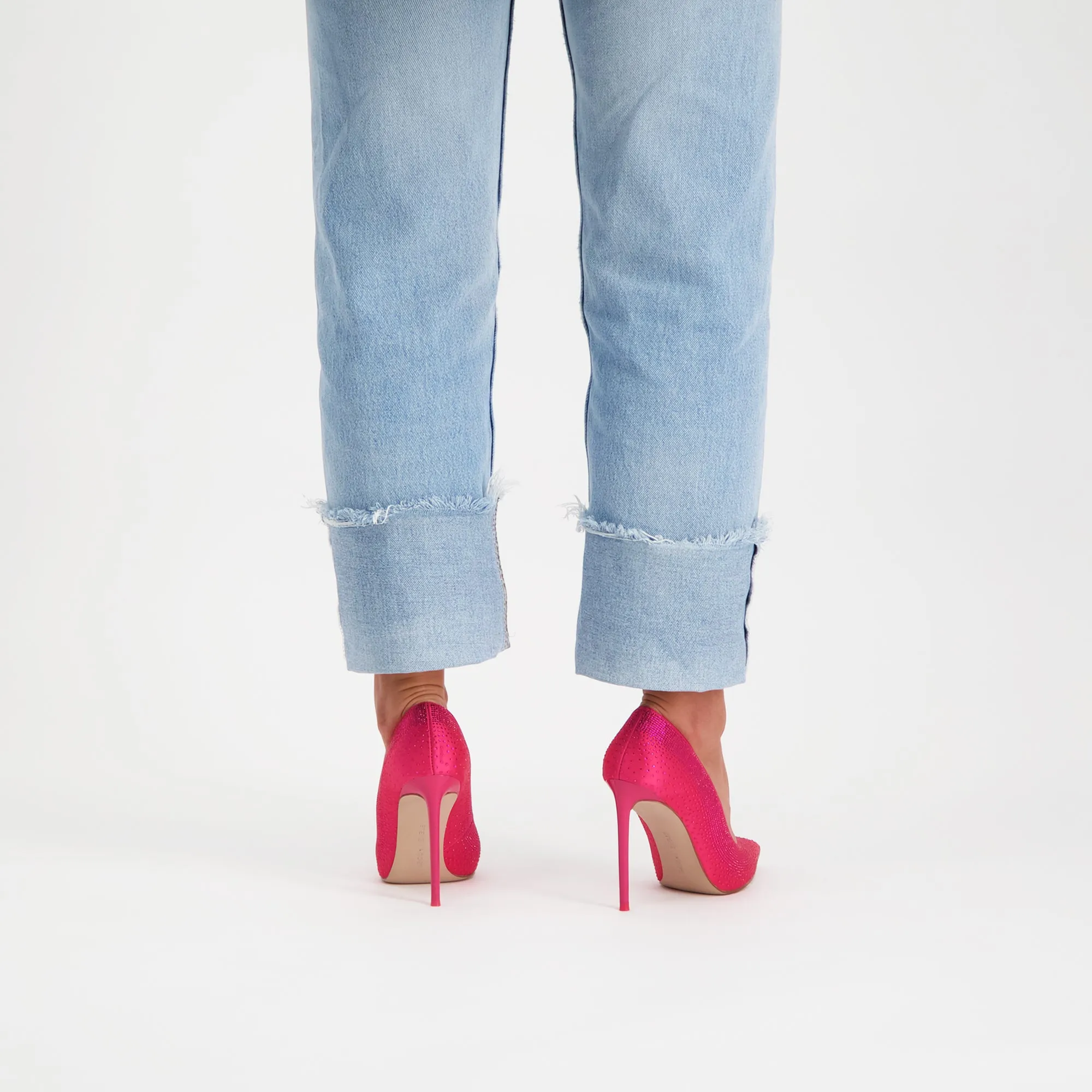 Valorous Pump MAGENTA SATIN