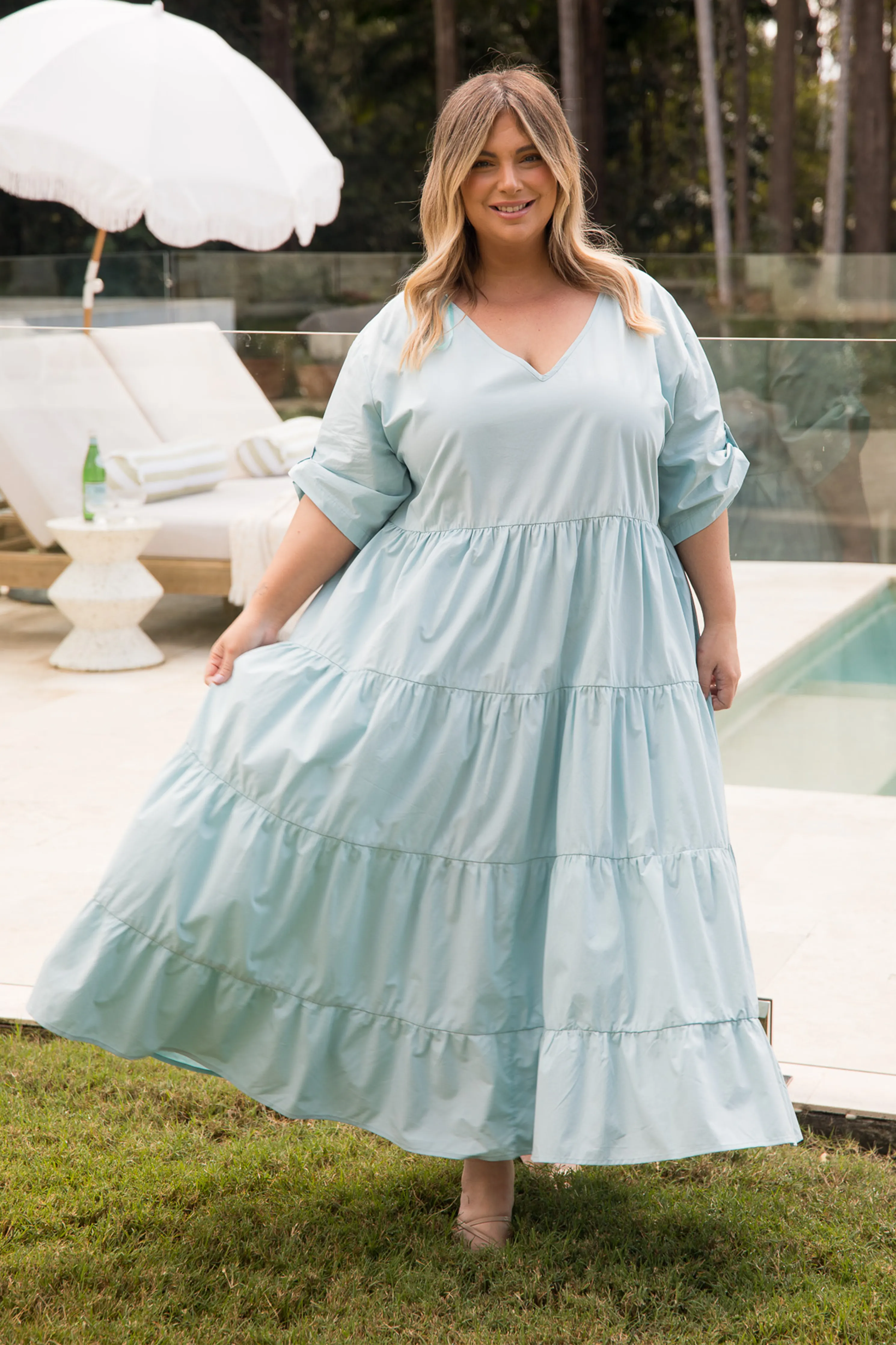 Elegant Waterfall Dress with Tropical Print - Perfect for Bermuda Getaways