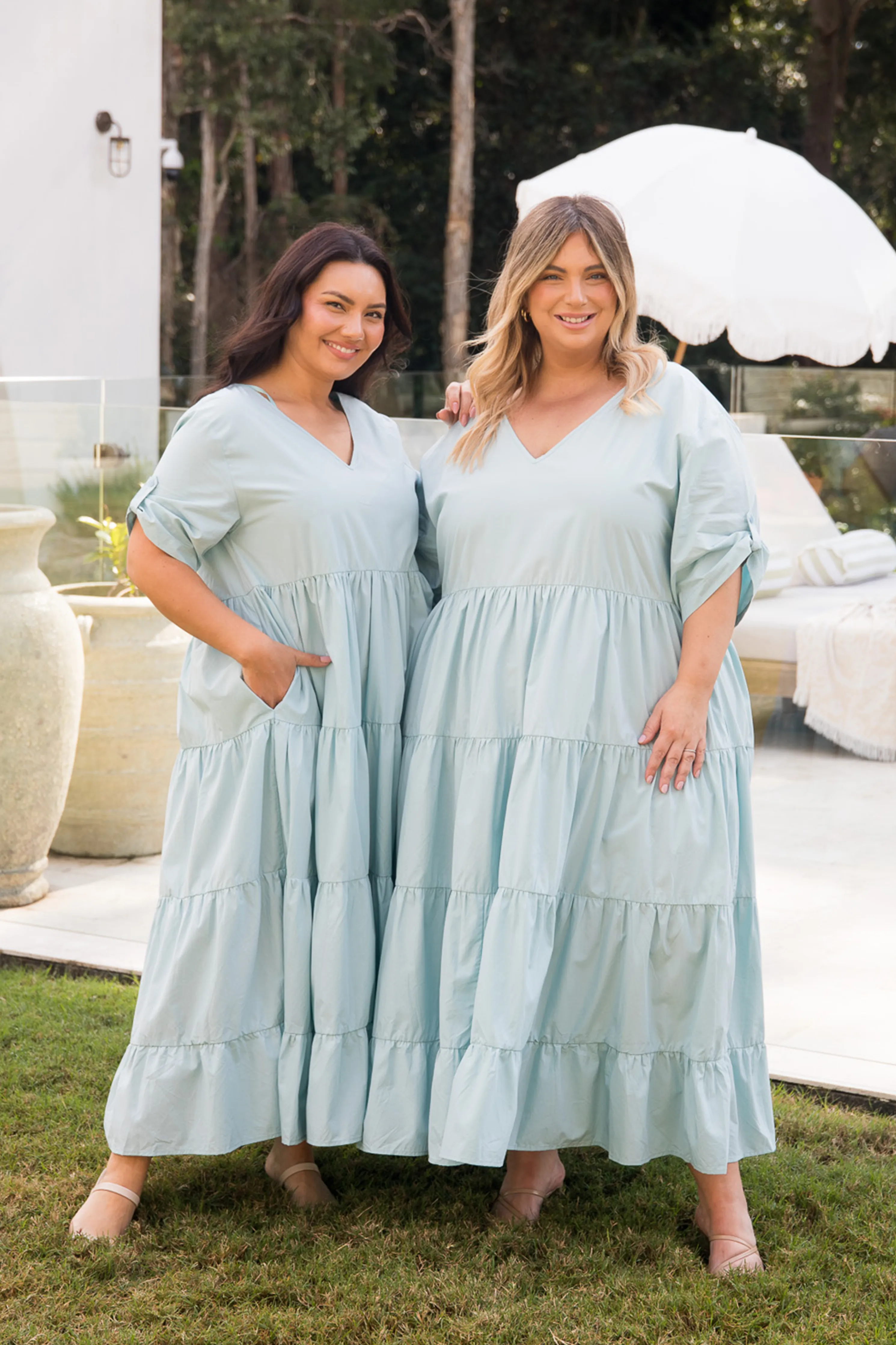 Elegant Waterfall Dress with Tropical Print - Perfect for Bermuda Getaways