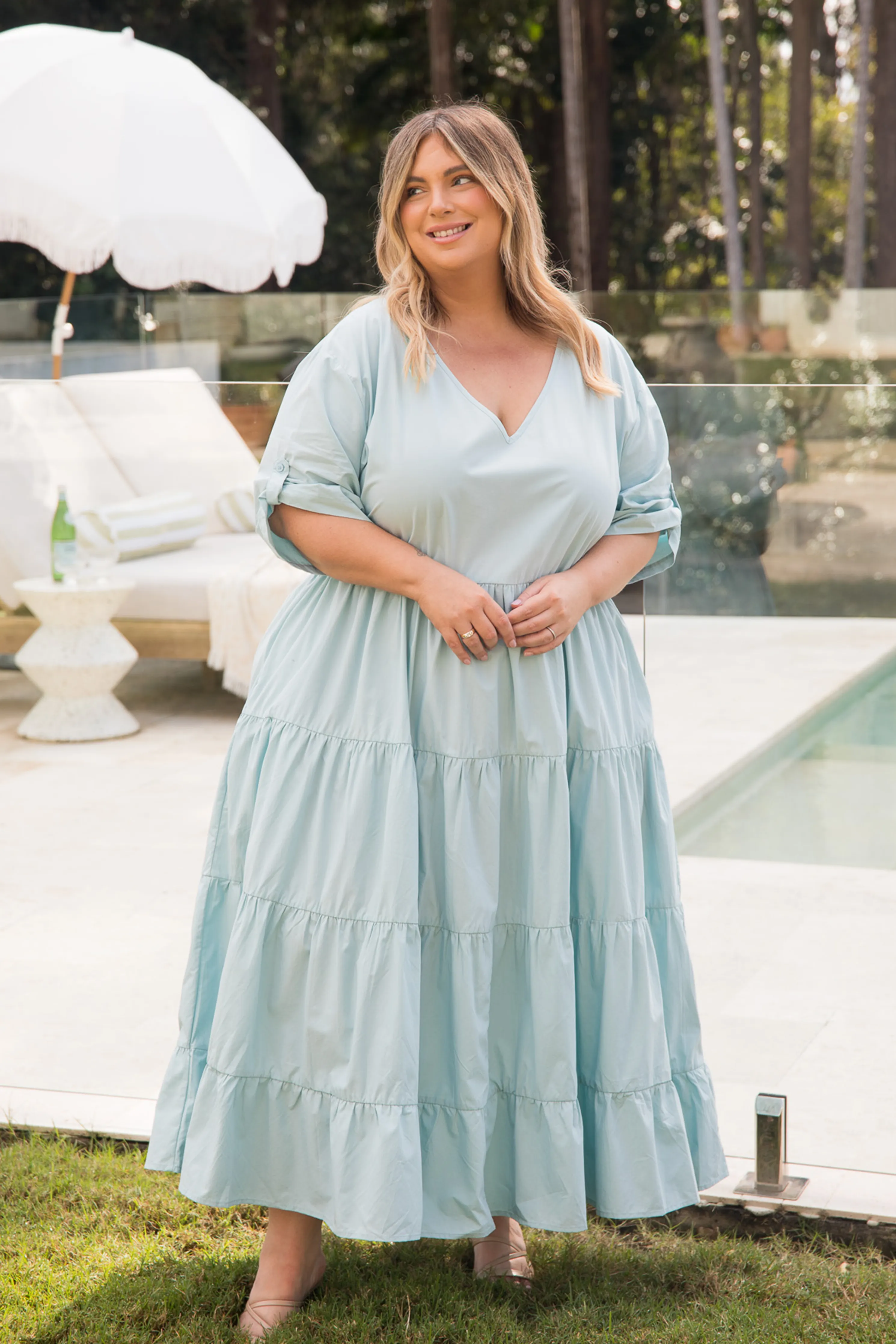 Elegant Waterfall Dress with Tropical Print - Perfect for Bermuda Getaways