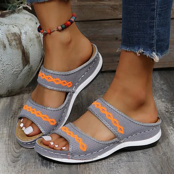 Women's Casual Low Wedge Flying Woven Slippers 09671065C