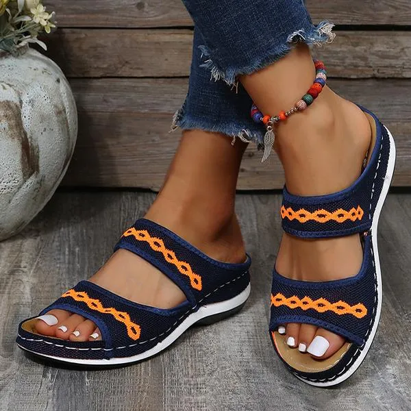 Women's Casual Low Wedge Flying Woven Slippers 09671065C