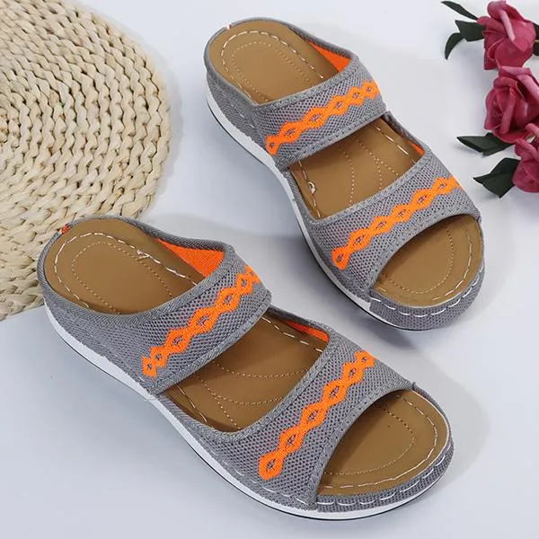 Women's Casual Low Wedge Flying Woven Slippers 09671065C